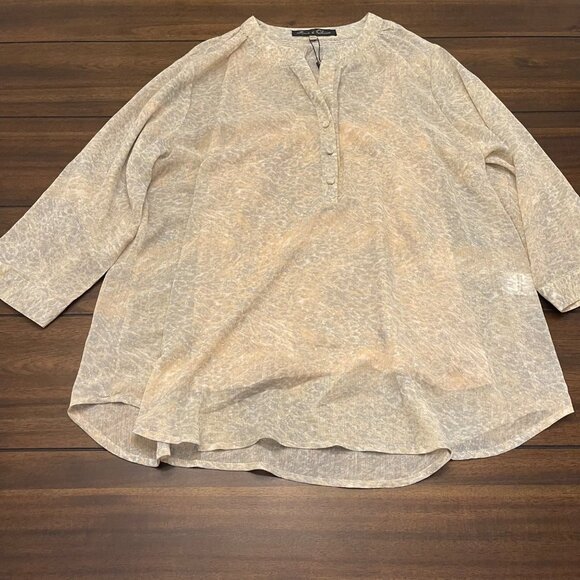 Rose and Olive Tops - NWT Rose and Olive Women's Ice-Dye Blouse size 1X